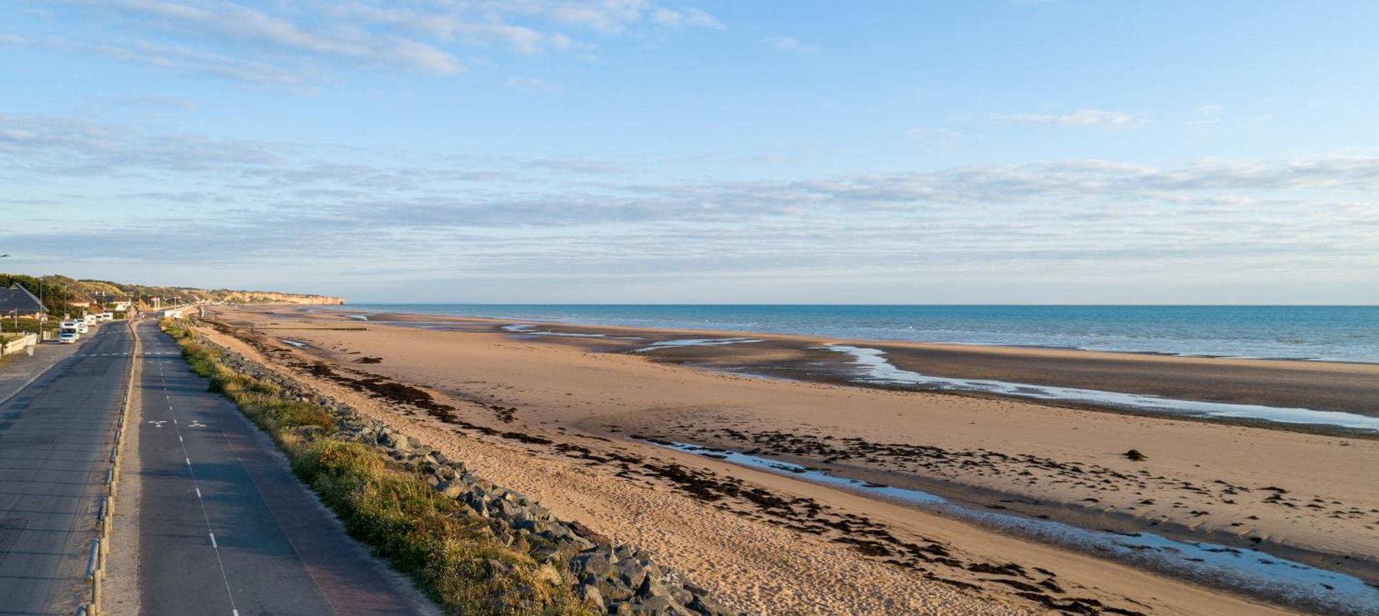 Villa Des Pontons Maison 5 Chambres Avec Grand Jardin Clos Et Belle Terrasse Sejour Spacieux Lumineux A 2 Kms De La Plage D'Arromanches Pres De Bayeux, Omaha Beach - Table De Ping Pong 特雷西索梅 外观 照片